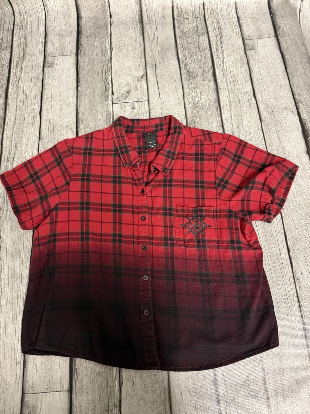 Women’s Disney Kingdom Hearts III Axel Plaid Button Up Crop Shirt XXL Red Black